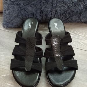 *G.H. Bass* Super Comfortable Wedge Sandal